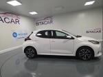 toyota-yaris-2022-hibrido-a-gasolina-1490cc