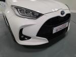 toyota-yaris-2022-hibrido-a-gasolina-1490cc
