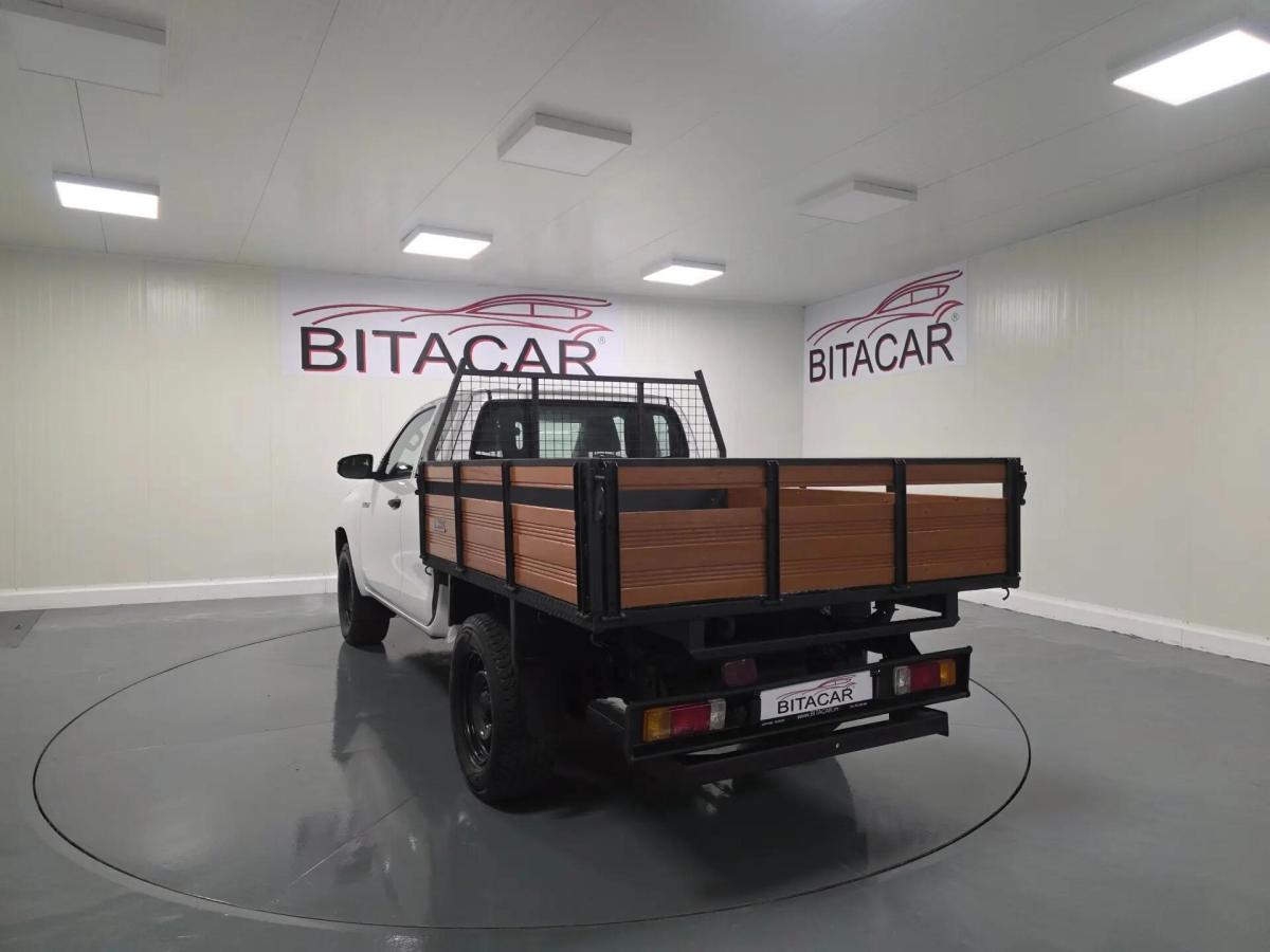 toyota-hilux-2018-diesel-2393cc