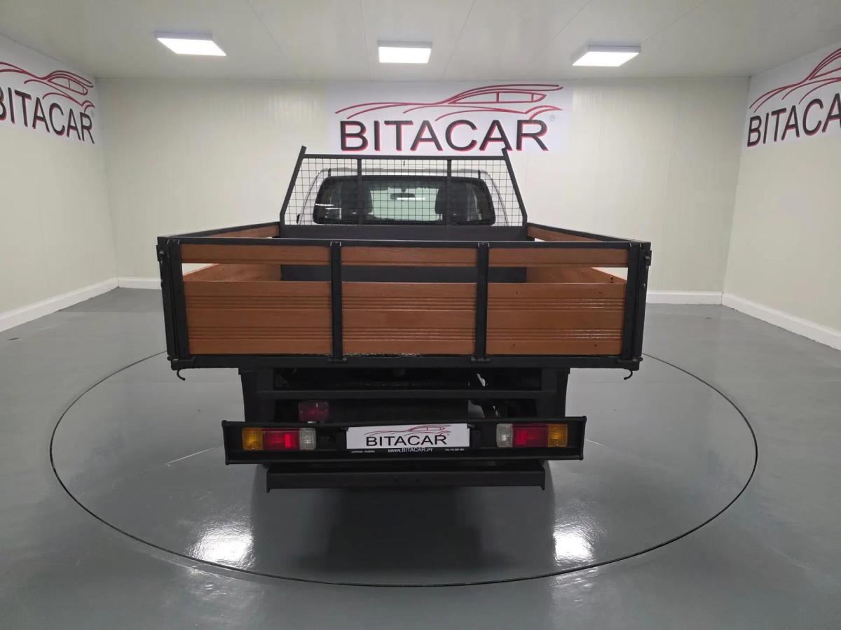 toyota-hilux-2018-diesel-2393cc