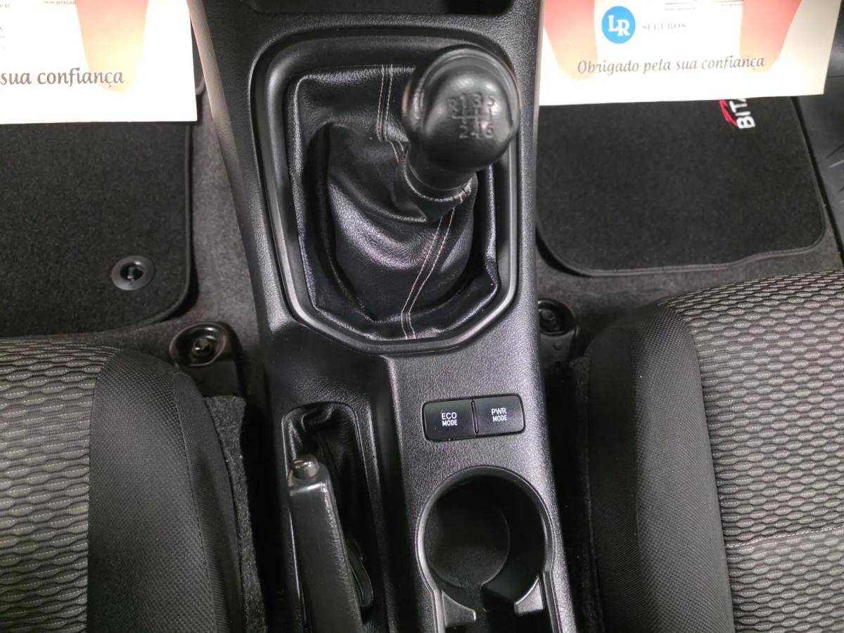 toyota-hilux-2018-diesel-2393cc