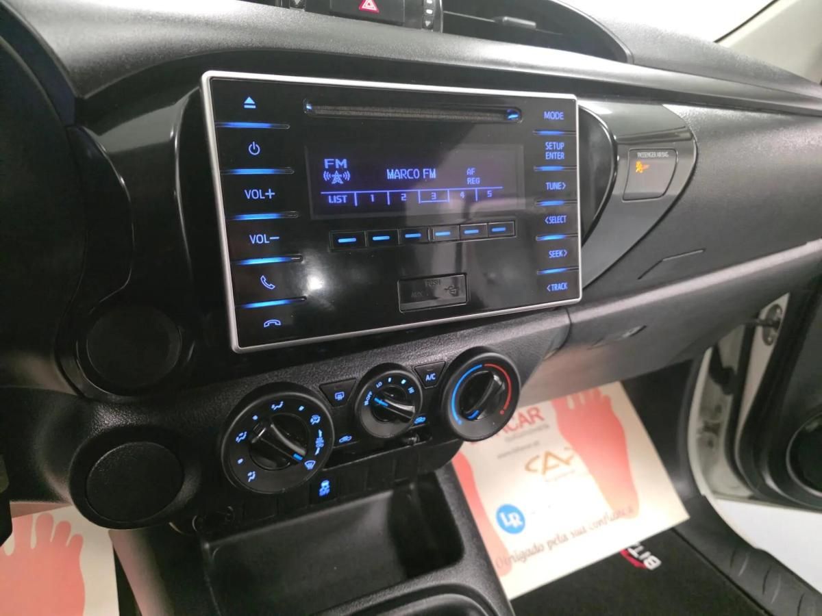 toyota-hilux-2018-diesel-2393cc