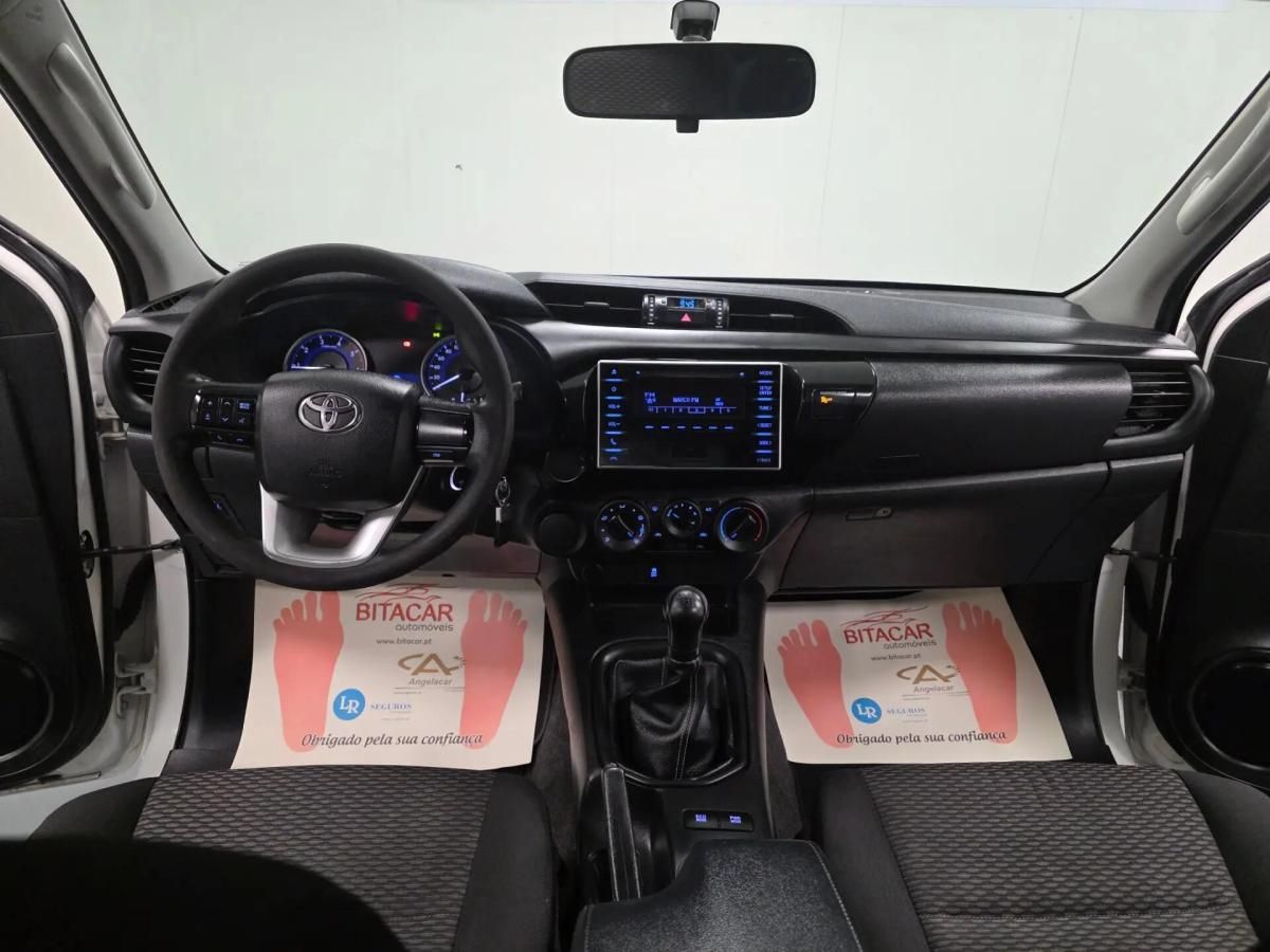 toyota-hilux-2018-diesel-2393cc