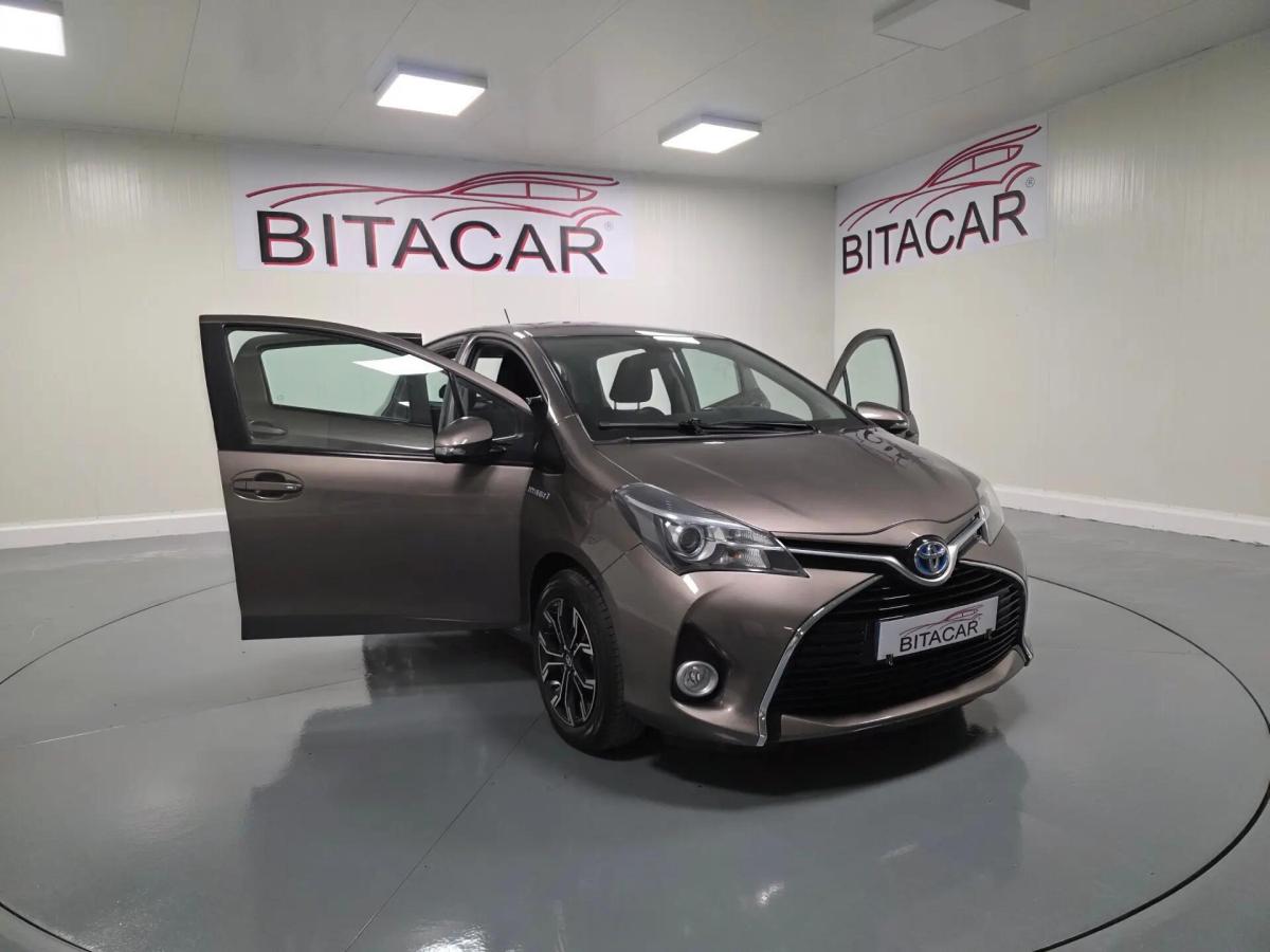 toyota-yaris-2017-hibrido-a-gasolina-1497cc