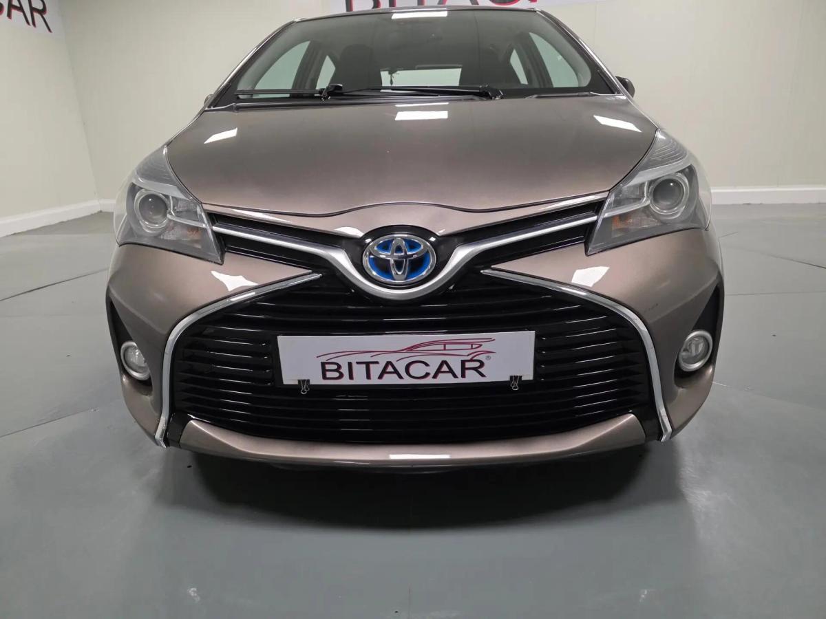 toyota-yaris-2017-hibrido-a-gasolina-1497cc