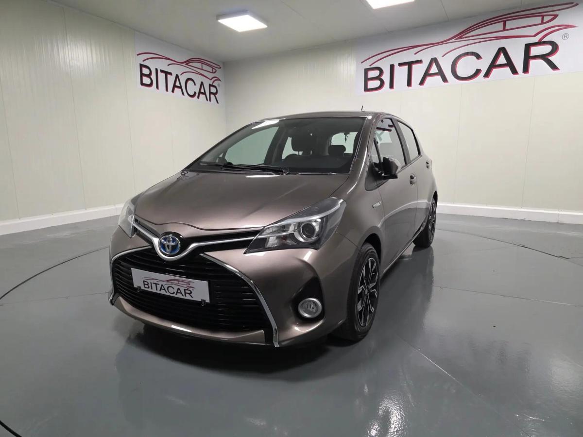 toyota-yaris-2017-hibrido-a-gasolina-1497cc