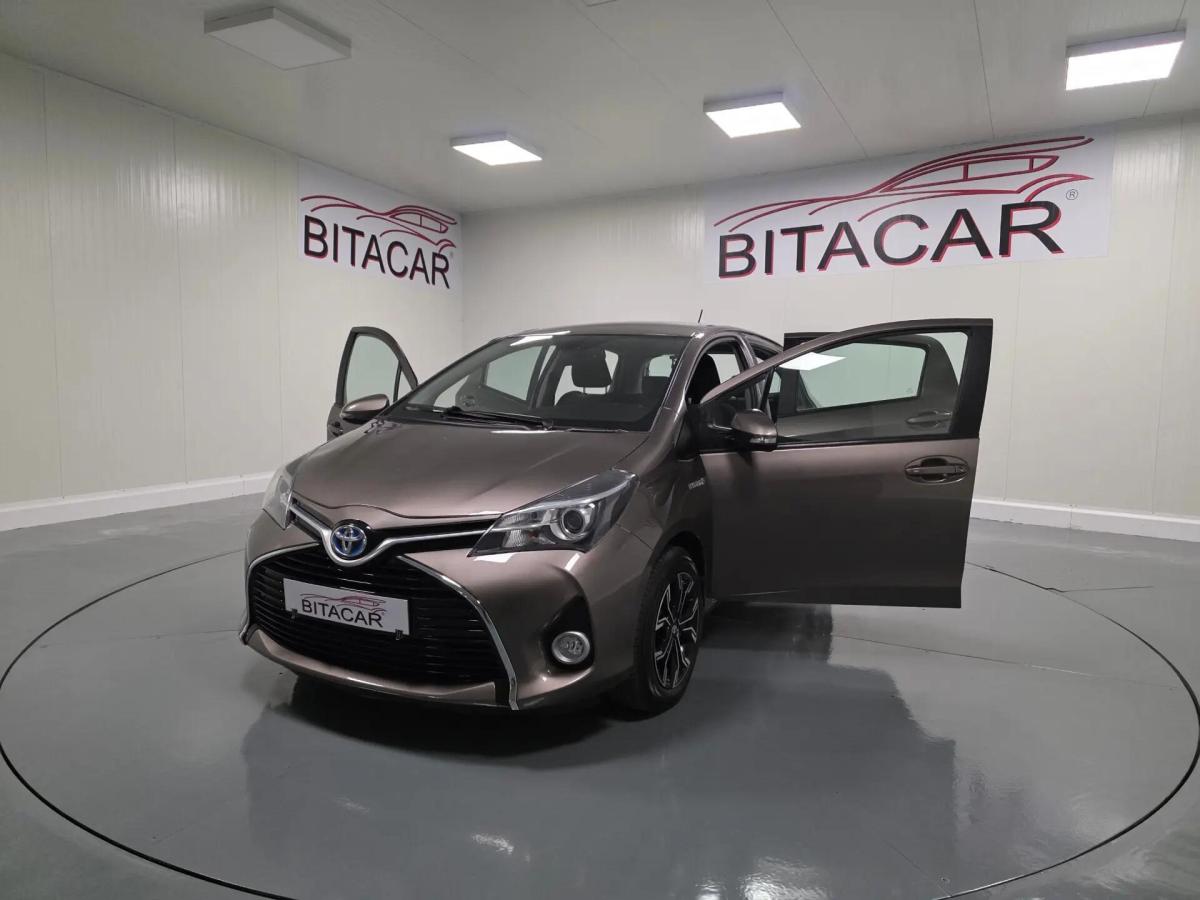 toyota-yaris-2017-hibrido-a-gasolina-1497cc