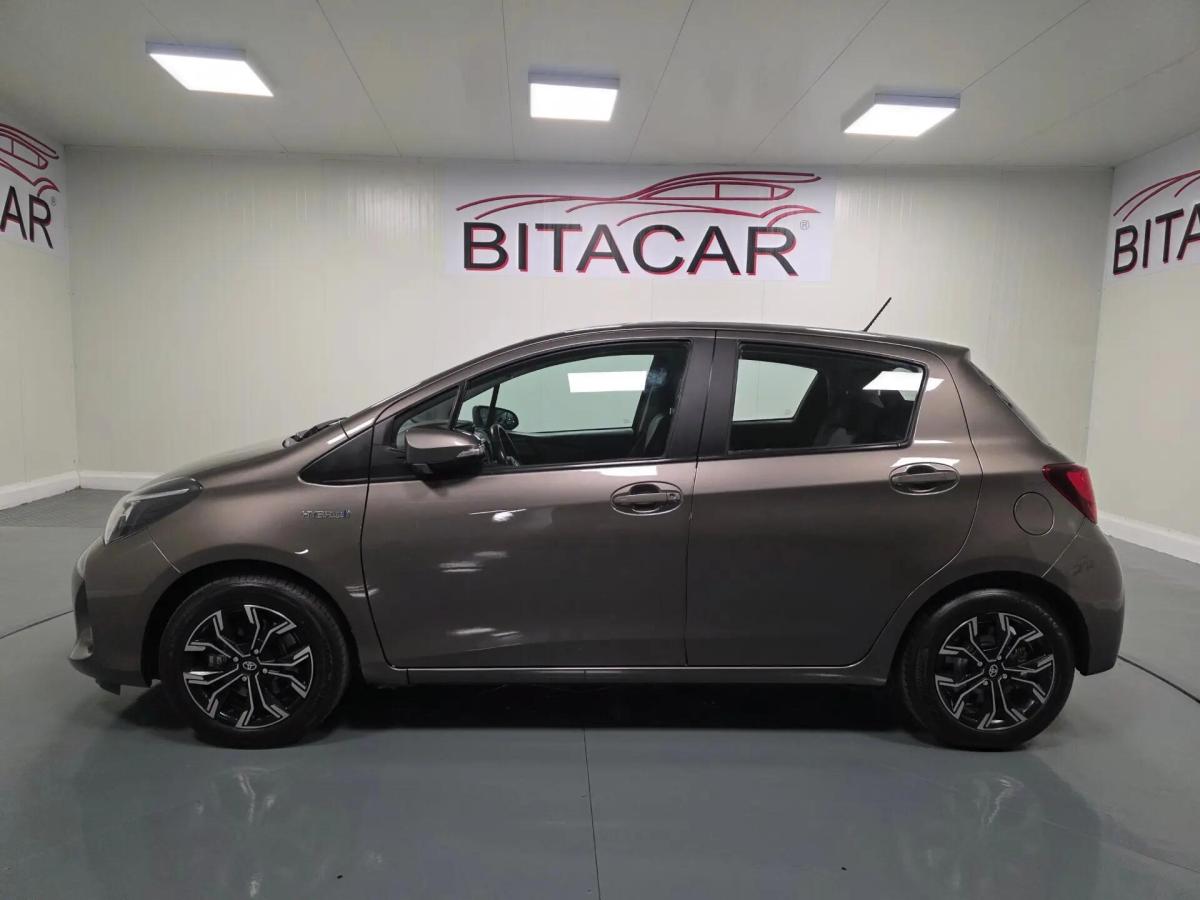 toyota-yaris-2017-hibrido-a-gasolina-1497cc