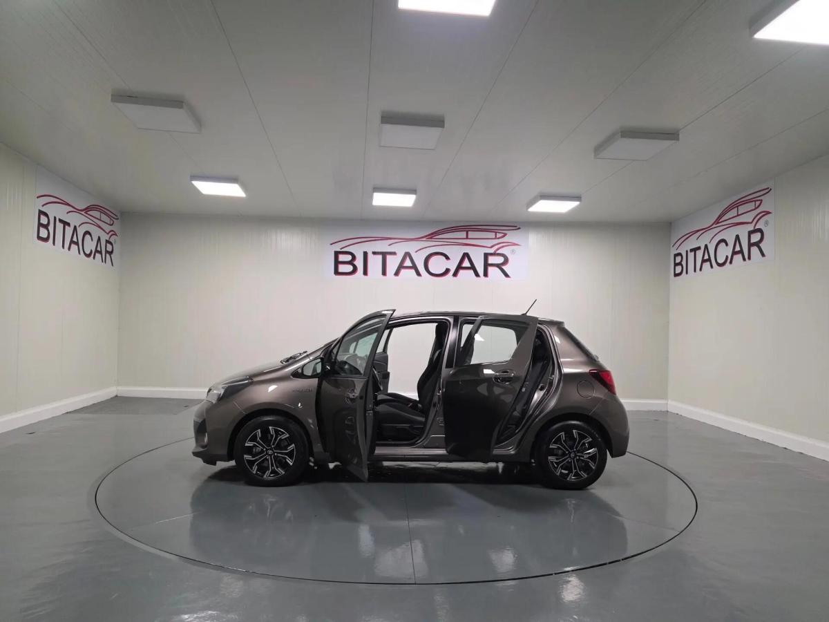toyota-yaris-2017-hibrido-a-gasolina-1497cc