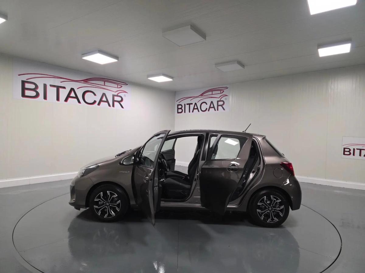 toyota-yaris-2017-hibrido-a-gasolina-1497cc