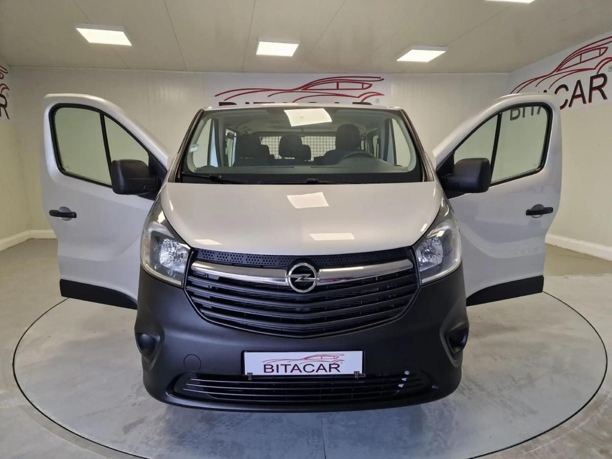 opel-vivaro-2018-diesel-1598cc