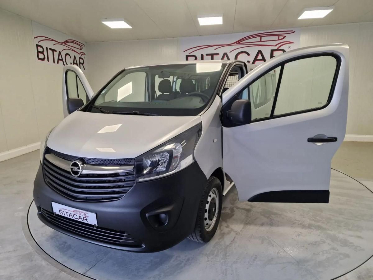 opel-vivaro-2018-diesel-1598cc