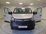opel-vivaro-2018-diesel-1598cc