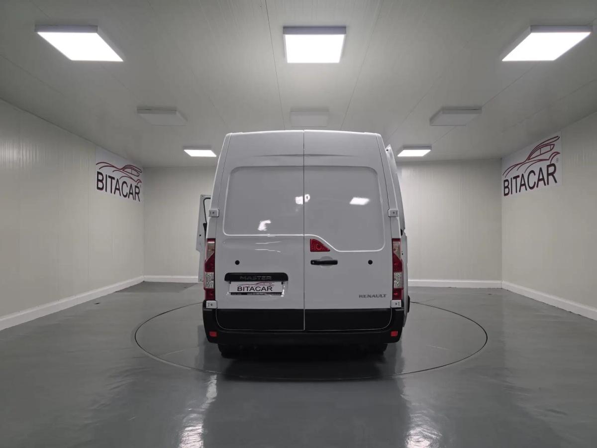 renault-master-2017-diesel-2299cc