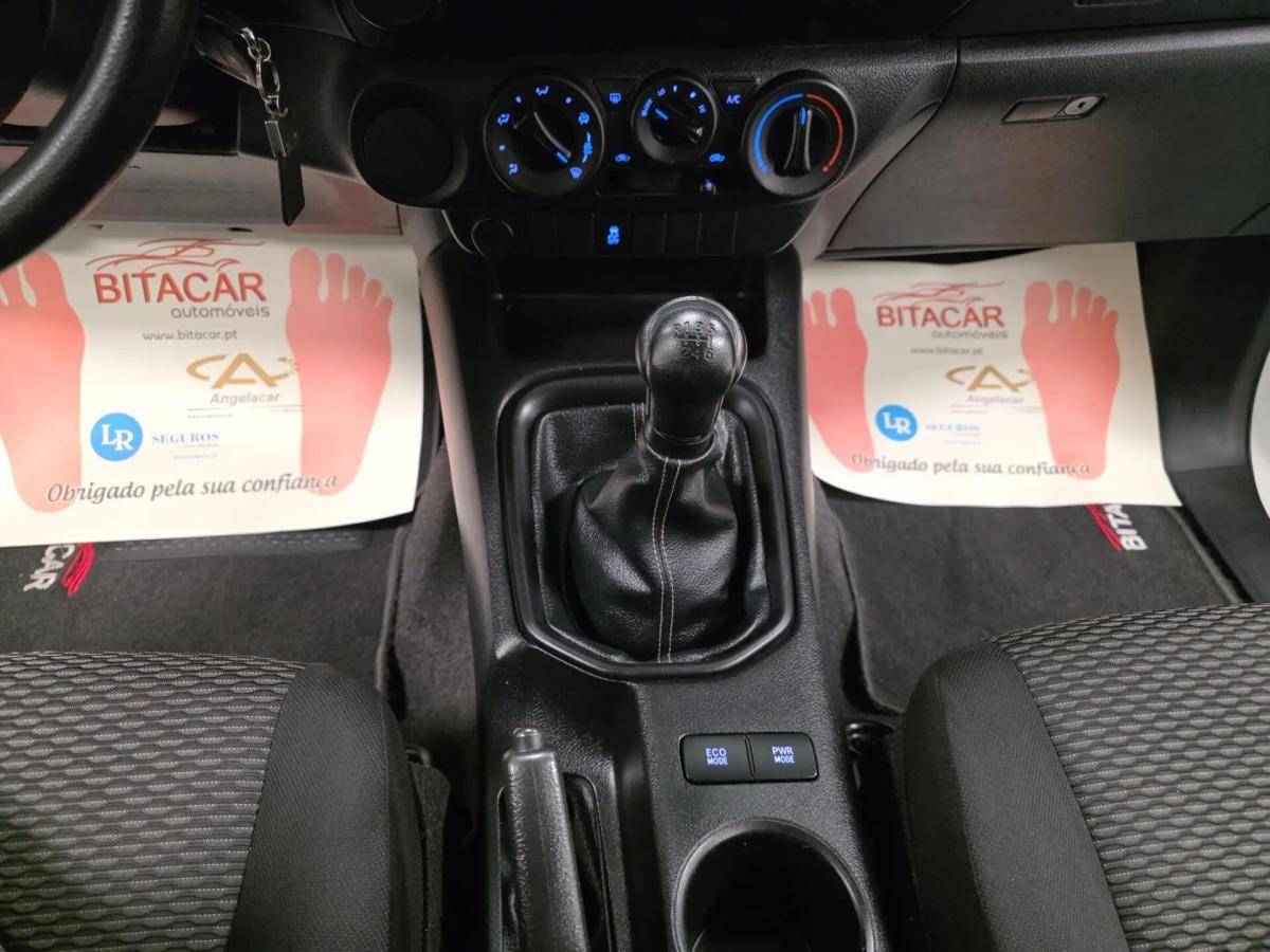 toyota-hilux-2018-diesel-2393cc