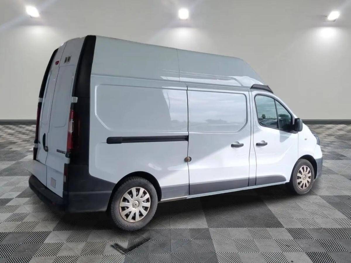 renault-trafic-2021-diesel-2000cc