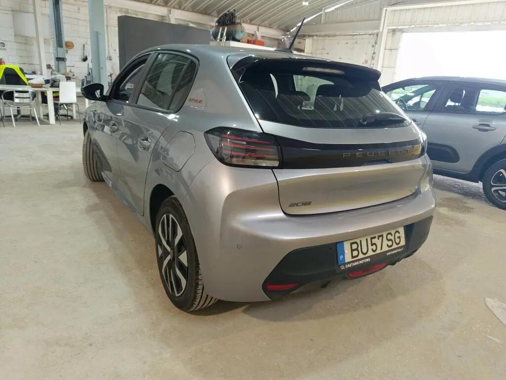 peugeot-208-2025-gasolina-1199cc