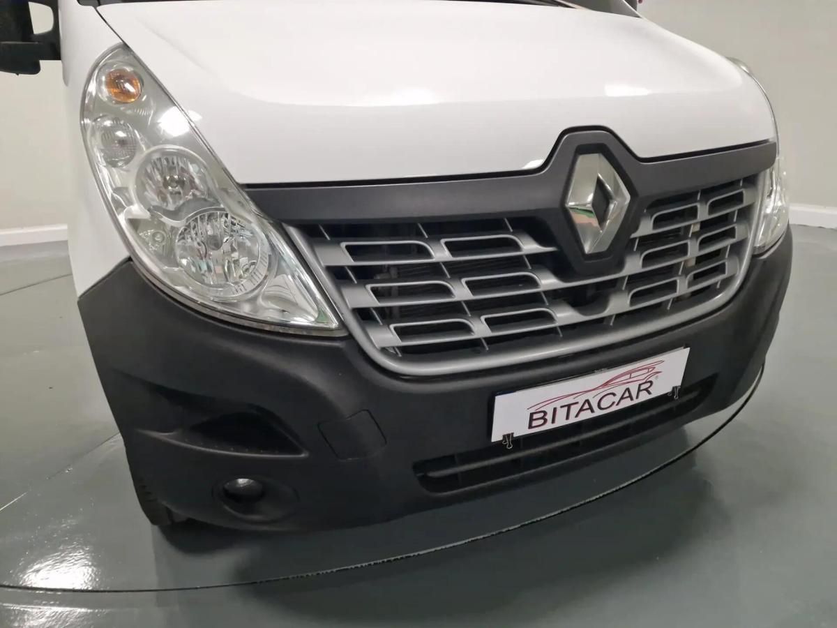 renault-master-2018-diesel-2299cc