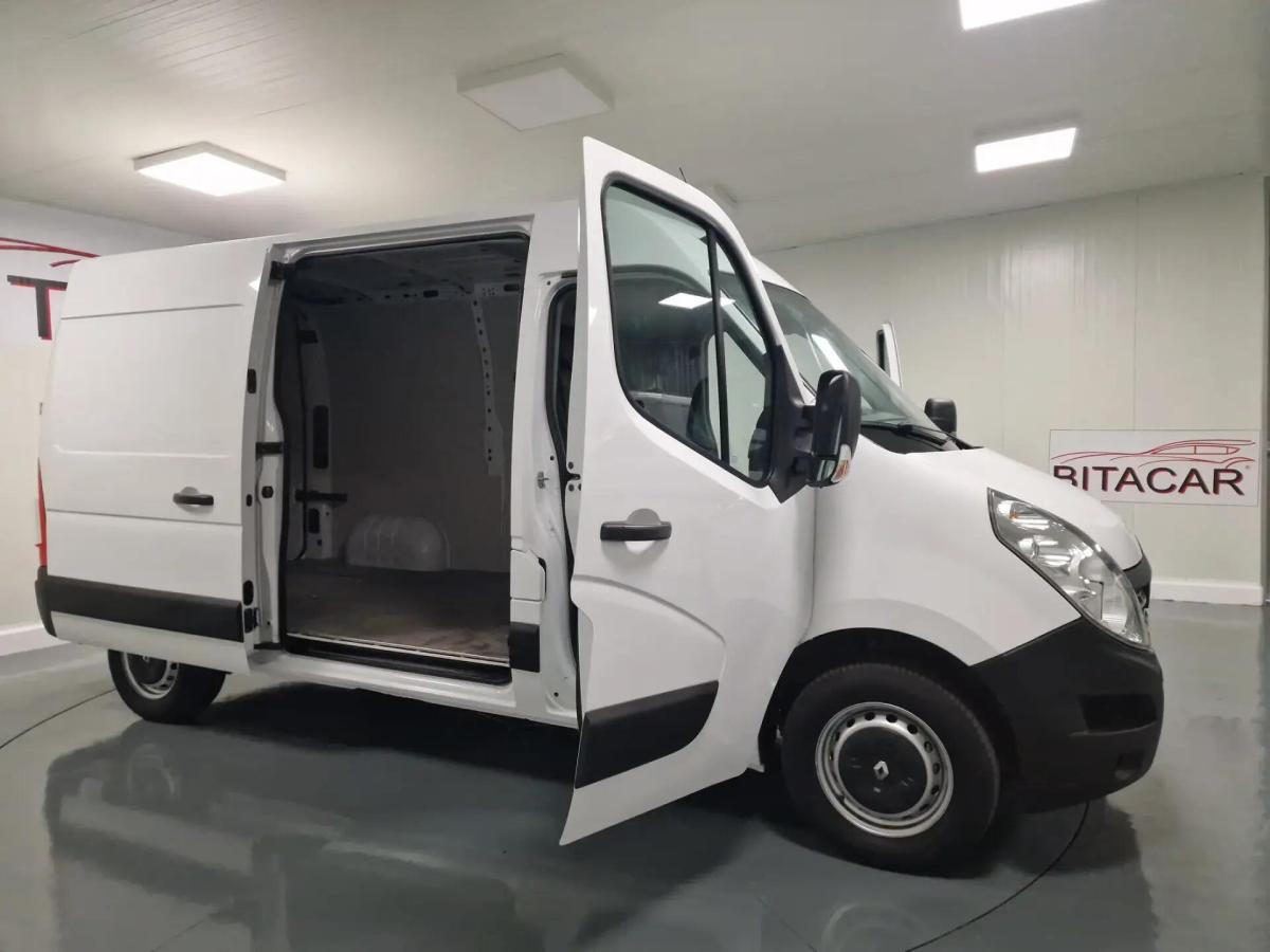 renault-master-2018-diesel-2299cc
