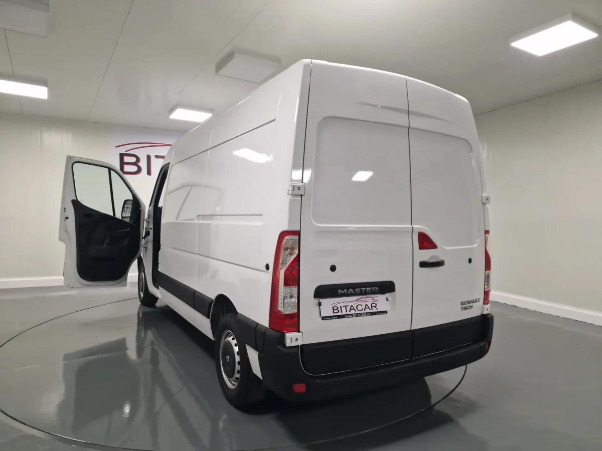 renault-master-2018-diesel-2299cc