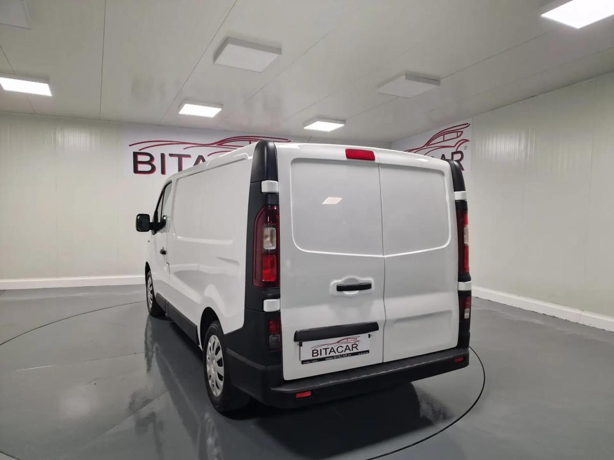 renault-trafic-2018-diesel-1598cc