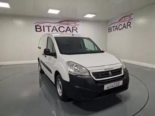 peugeot-partner-2017-diesel-1560cc
