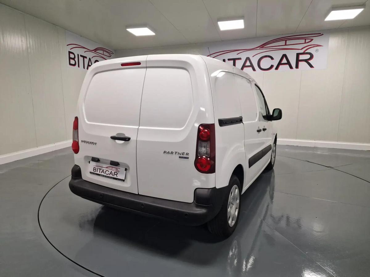 peugeot-partner-2017-diesel-1600cc