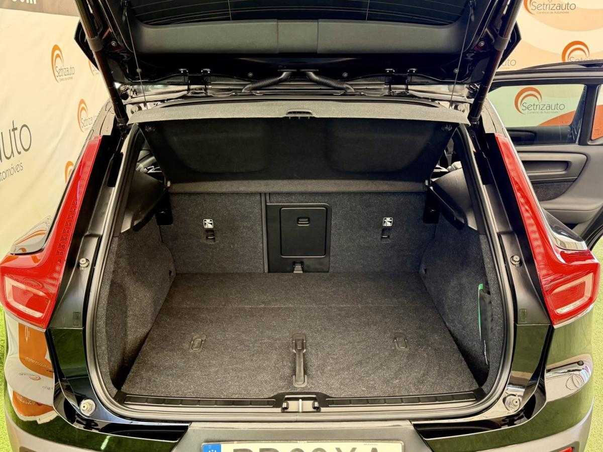 volvo-xc40-2023-eletrico-0cc