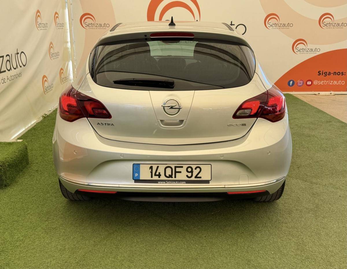 opel-astra-2015-diesel-1598cc