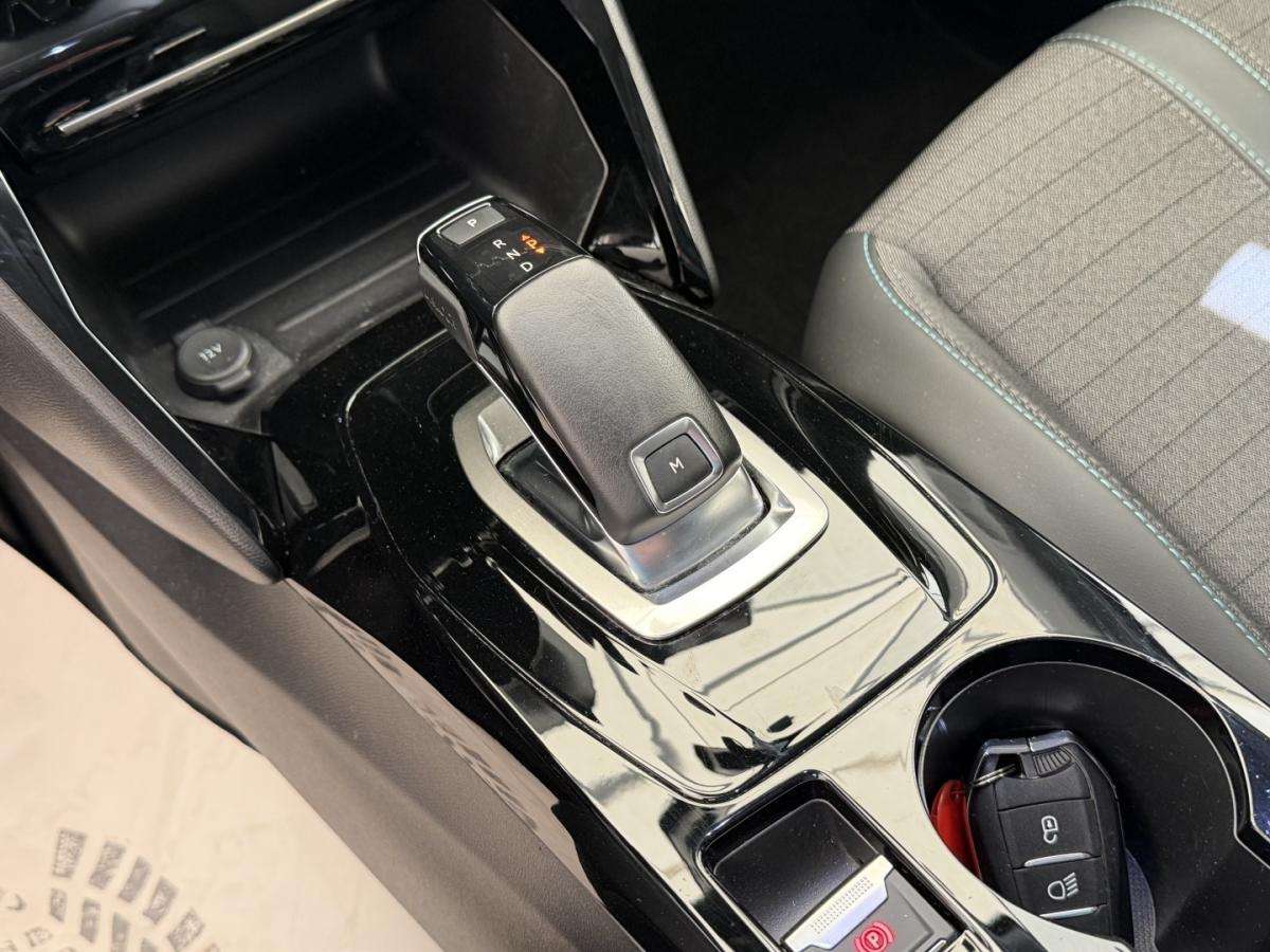 peugeot-2008-2021-gasolina-1199cc