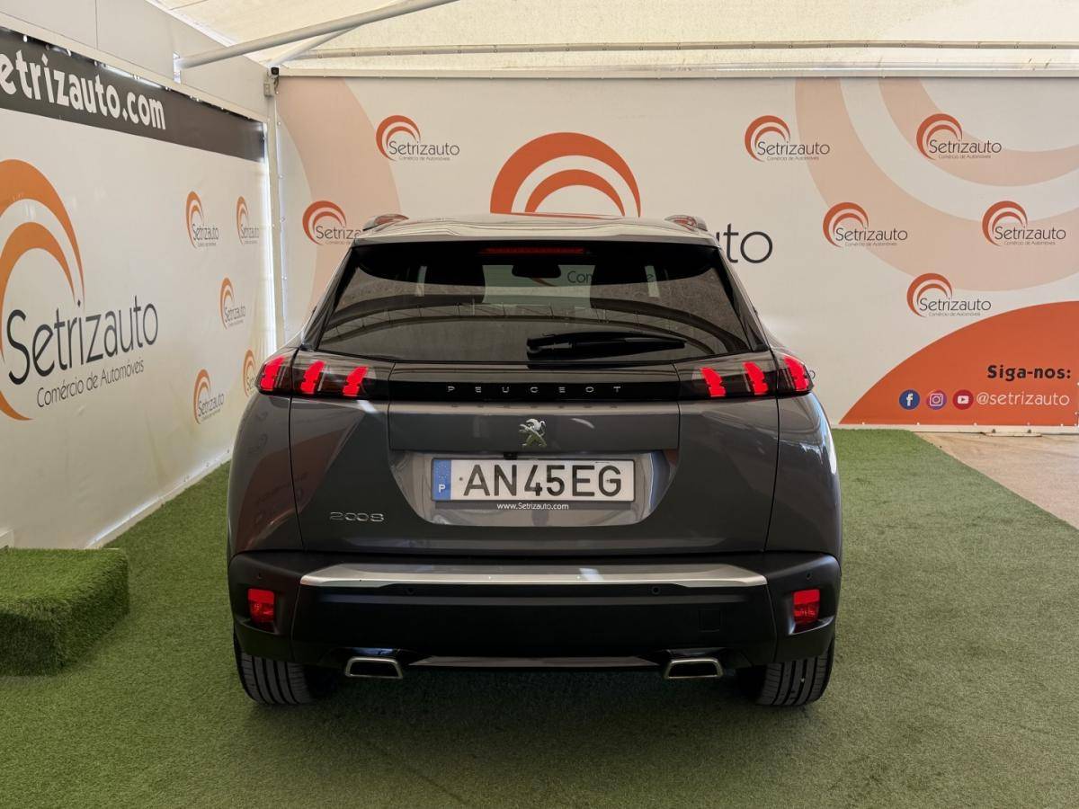 peugeot-2008-2021-gasolina-1199cc