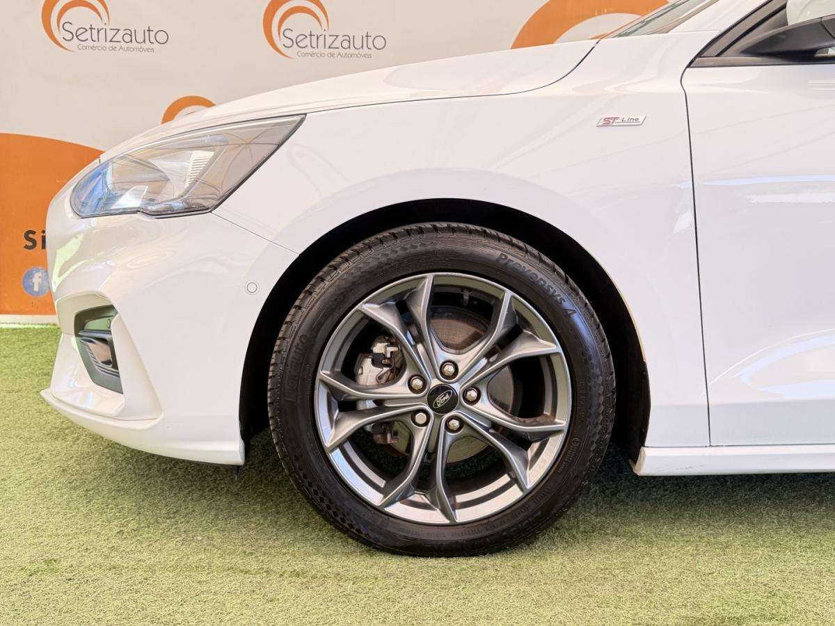 ford-focus-2020-gasolina-998cc