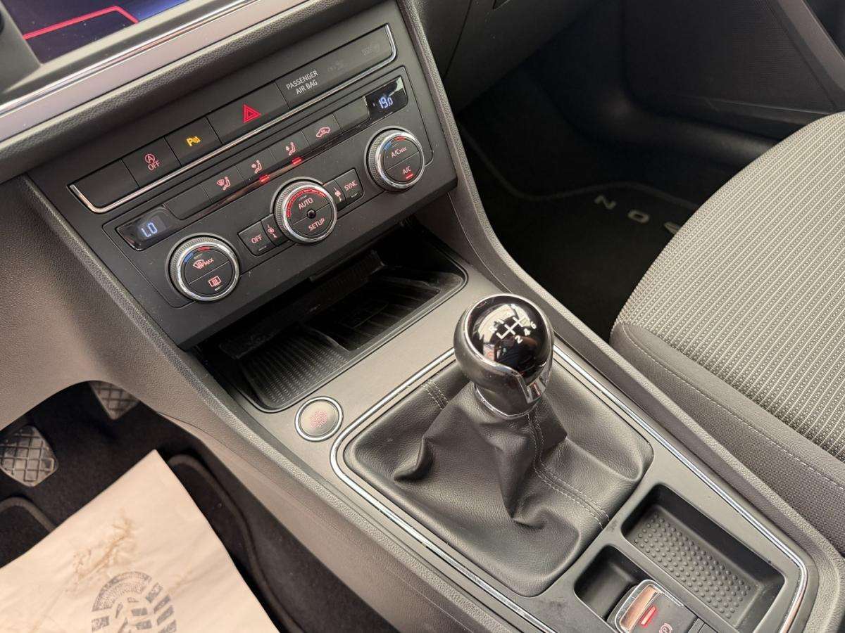 seat-leon-st-2019-gasolina-999cc