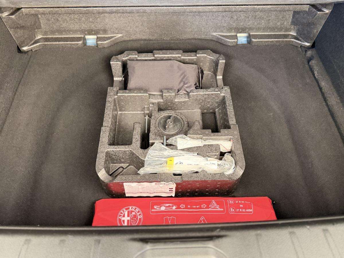alfa-romeo-tonale-2024-gasolina-1469cc