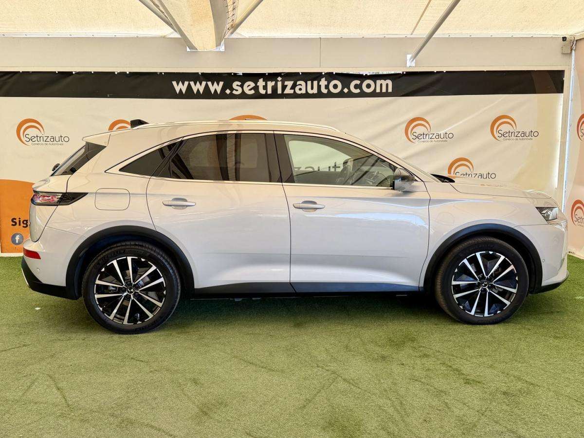 ds-ds-7-crossback-2023-hibrido-1598cc