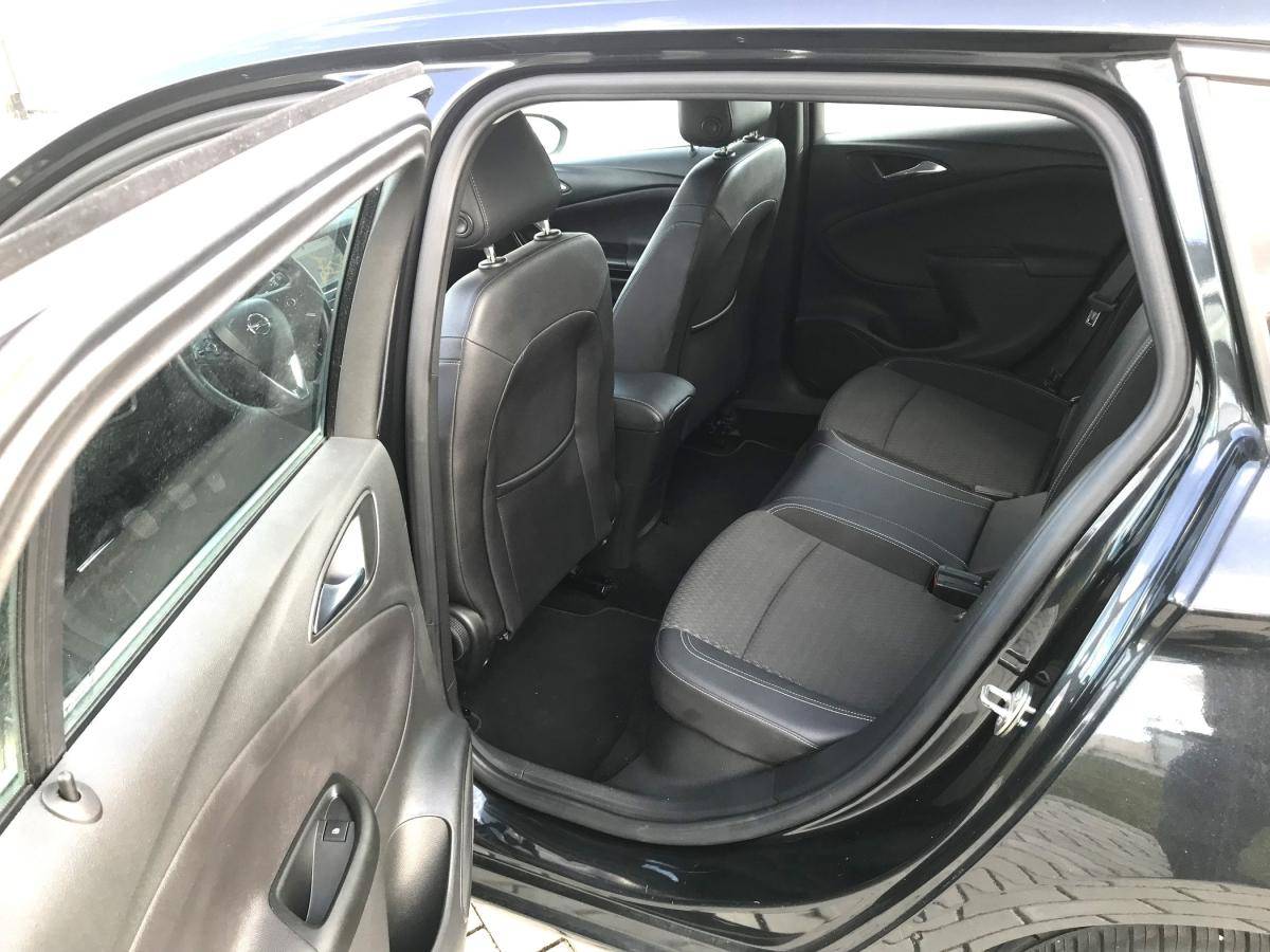 opel-astra-sport-tourer-2017-diesel-1598cc
