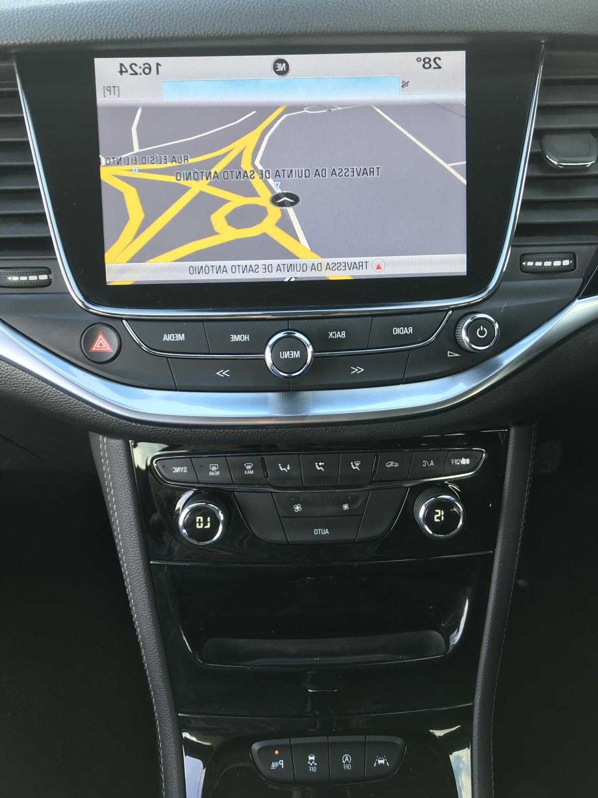 opel-astra-sport-tourer-2017-diesel-1598cc