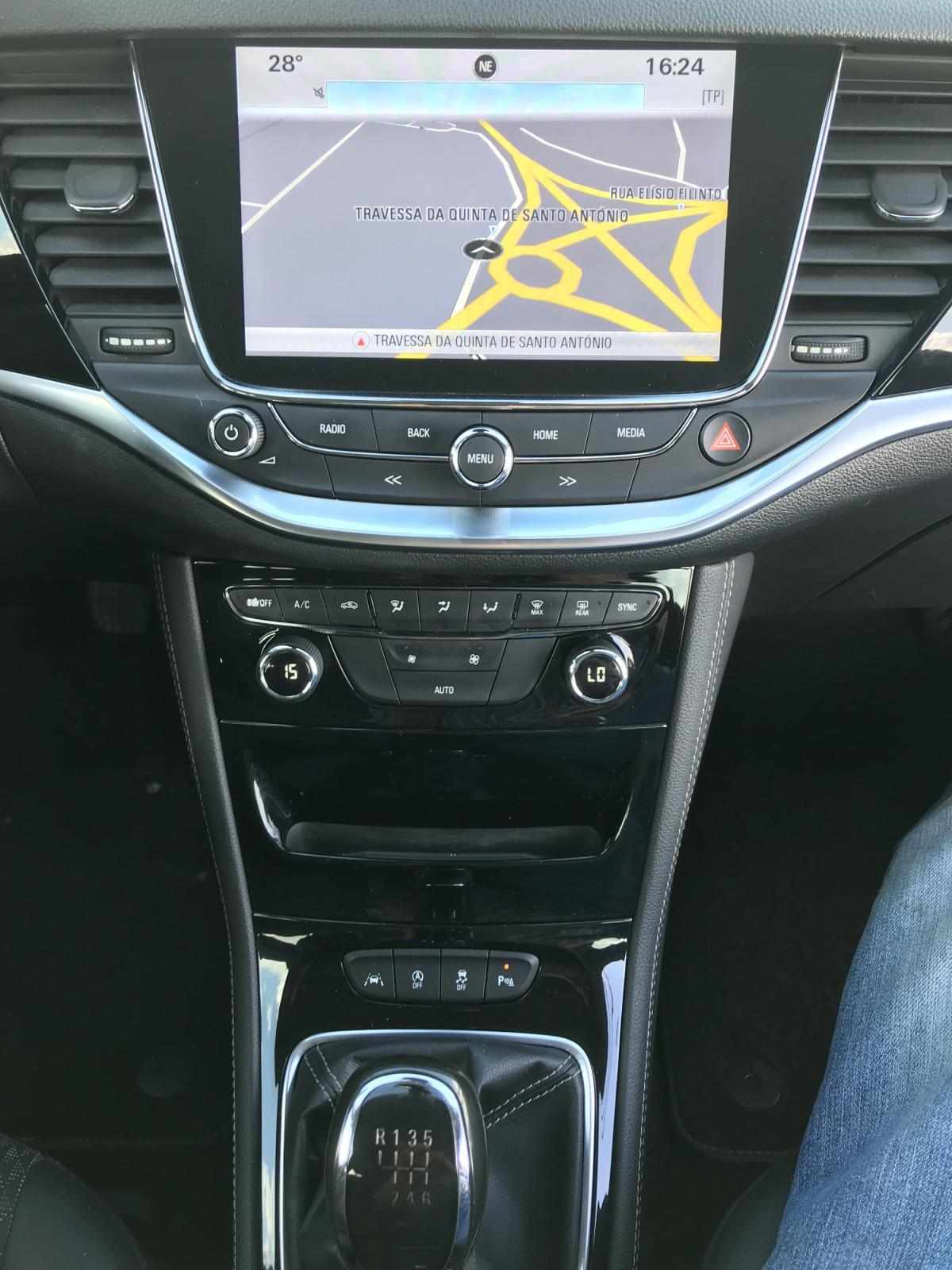 opel-astra-sport-tourer-2017-diesel-1598cc