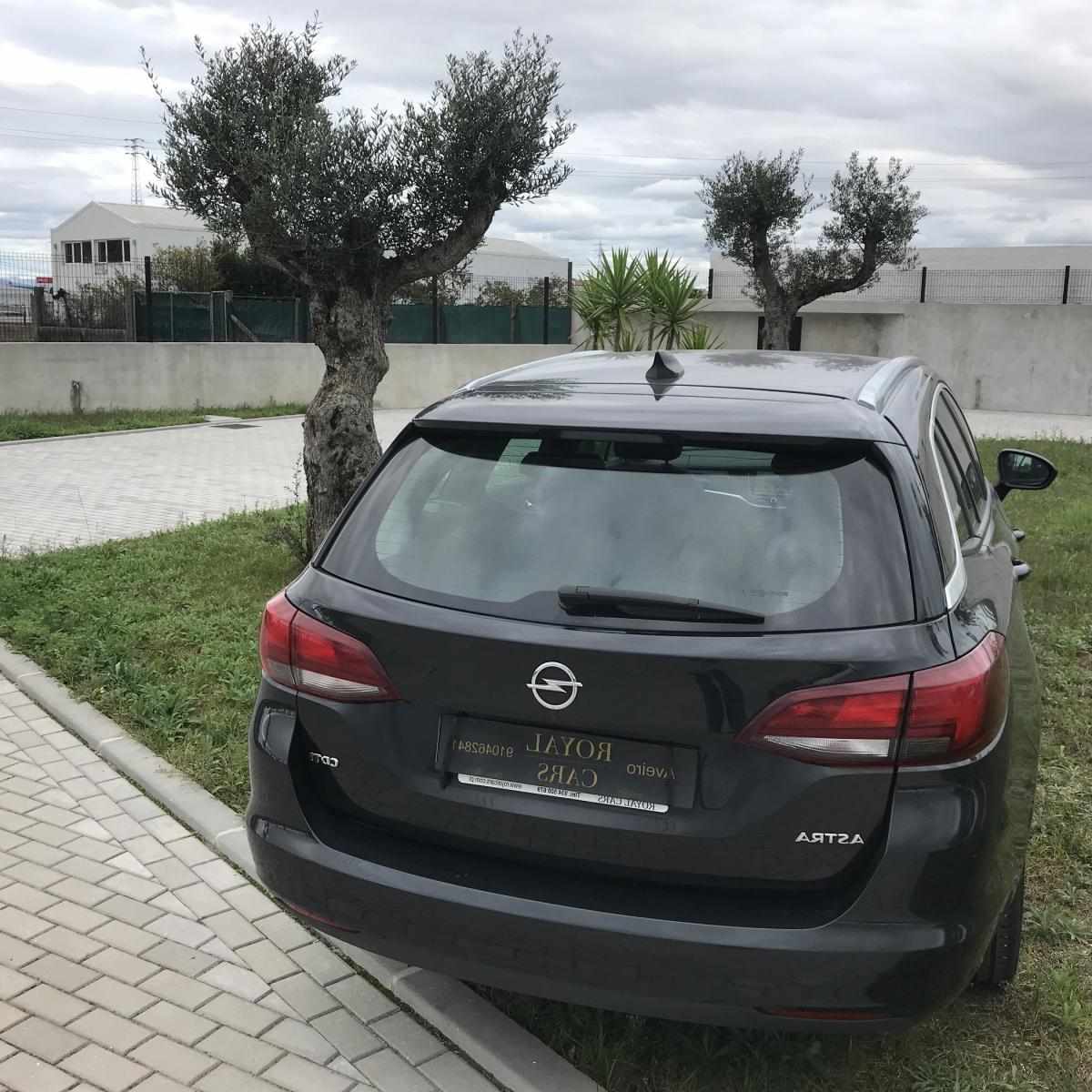 opel-astra-sport-tourer-2017-diesel-1598cc