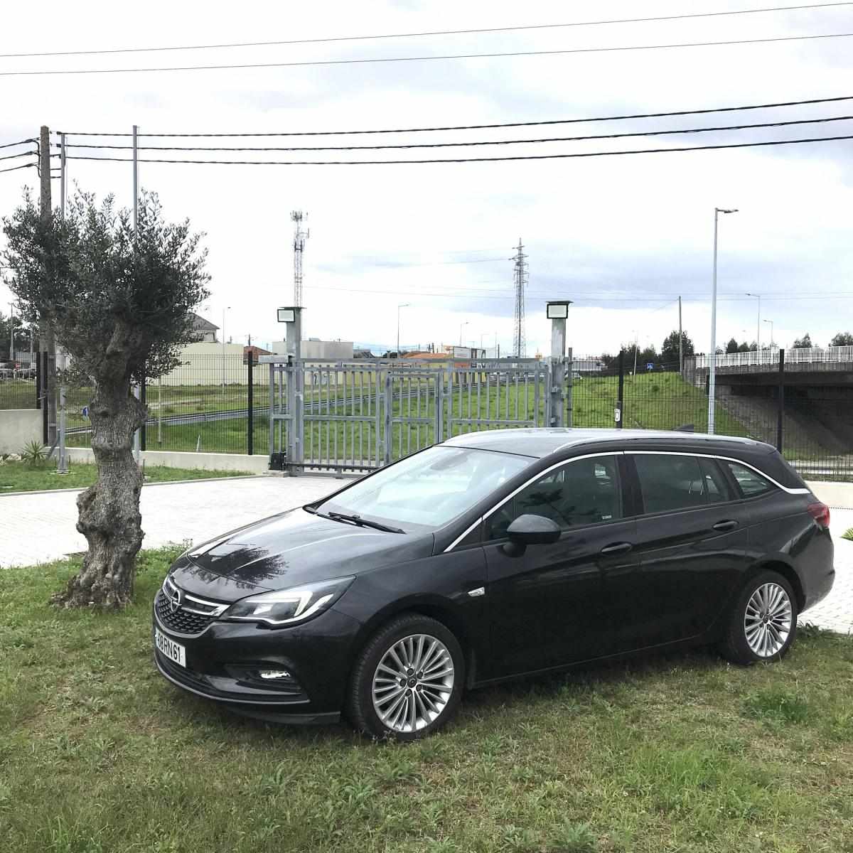 opel-astra-sport-tourer-2017-diesel-1598cc