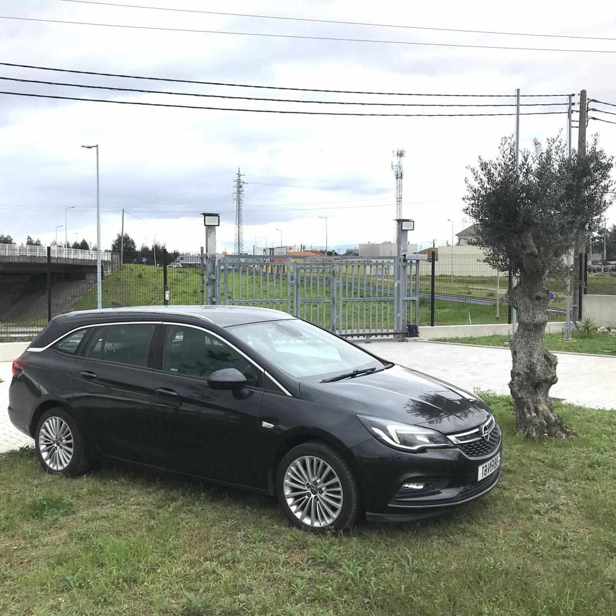 opel-astra-sport-tourer-2017-diesel-1598cc