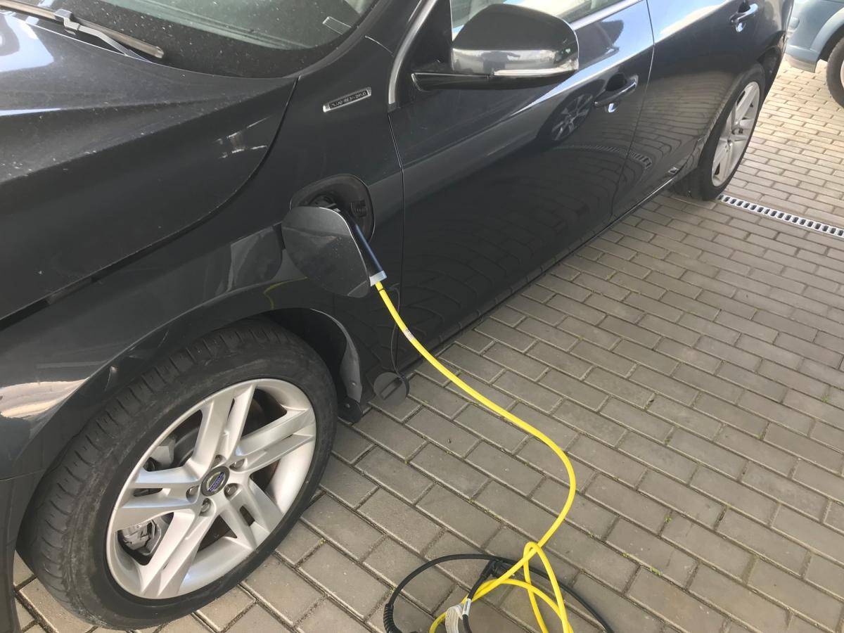 volvo-v60-polestar-optimisation-d5-awd-2-4-2014-2400cc