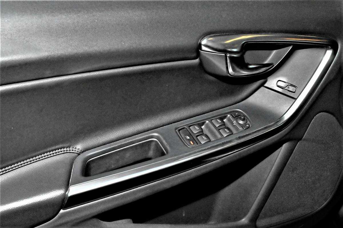 volvo-v60-polestar-optimisation-d5-awd-2-4-2014-2400cc