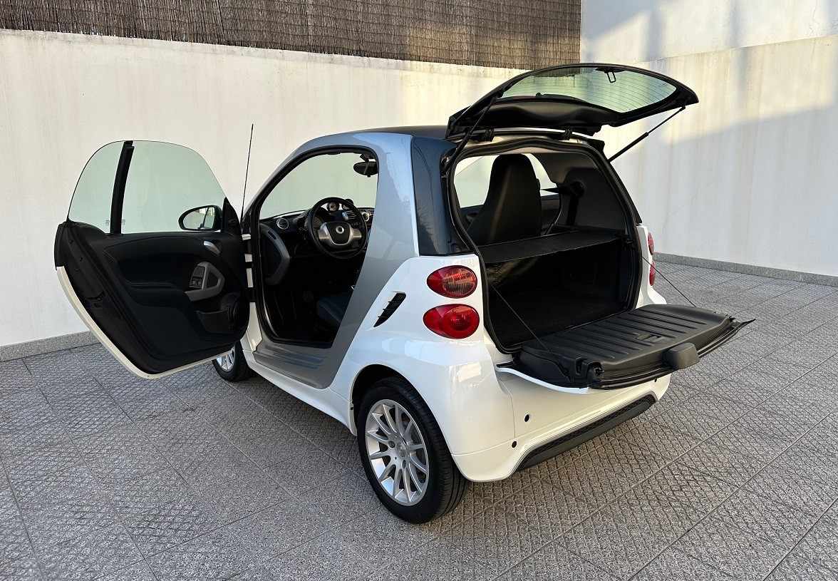 smart-fortwocoupe-2012-eletrico-0cc