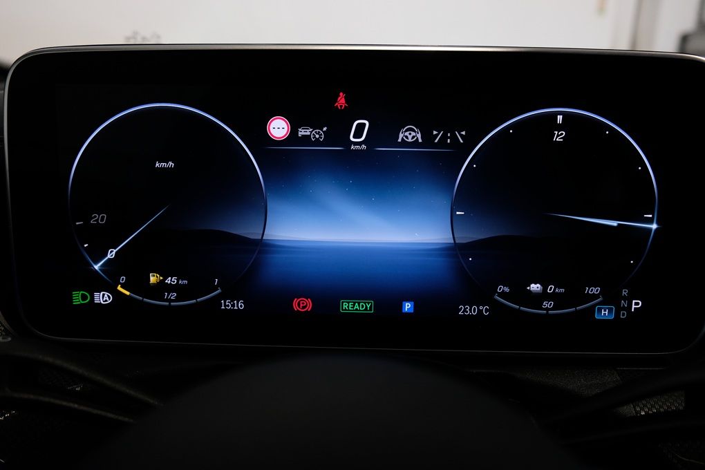 mercedes-benz-classe-c-2023-hibrido-a-gasolina-1999cc