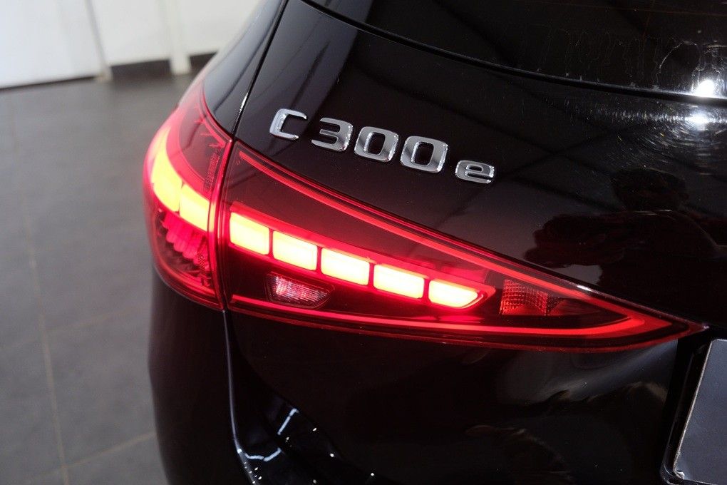 mercedes-benz-classe-c-2023-hibrido-a-gasolina-1999cc
