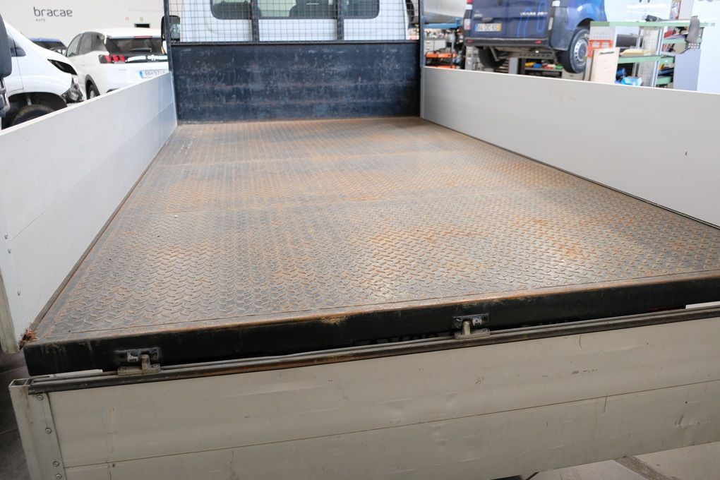 iveco-daily-2022-diesel-2287cc