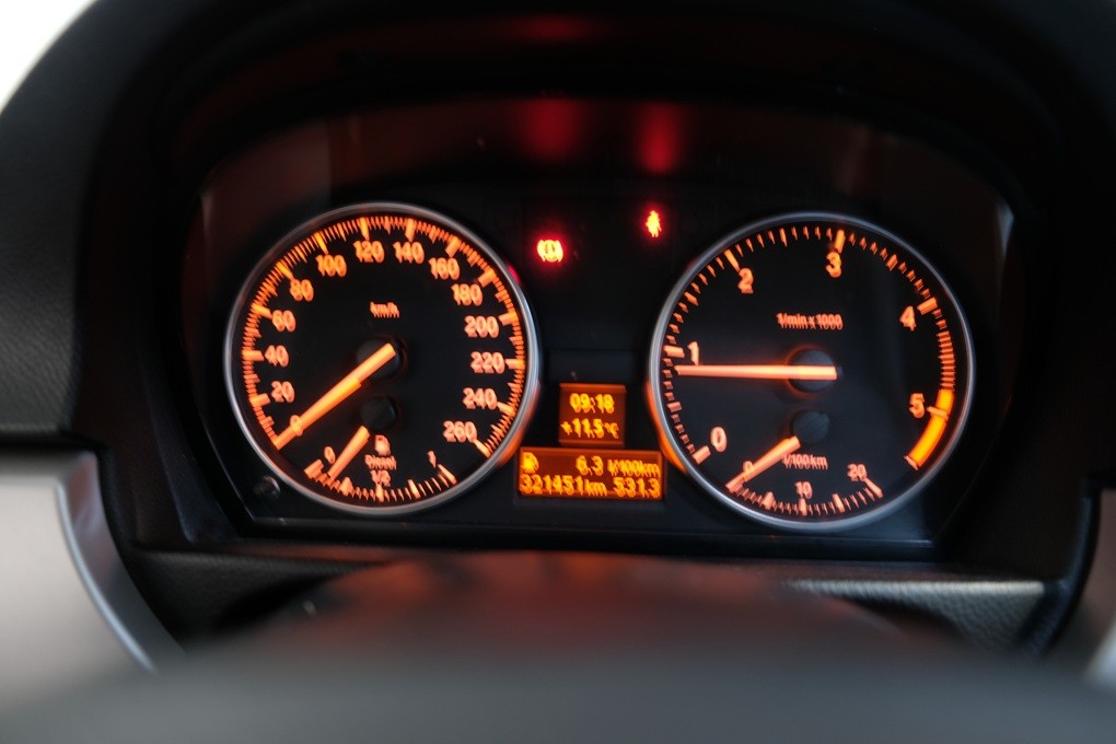 bmw-serie-3-2008-diesel-1995cc