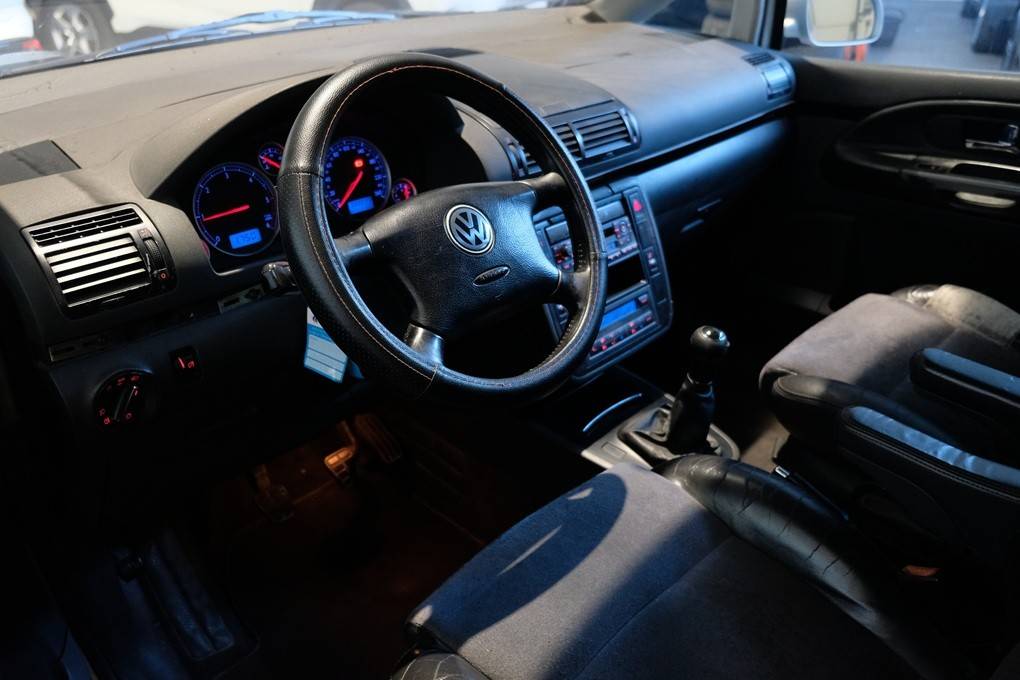 volkswagen-sharan-2000-diesel-1896cc