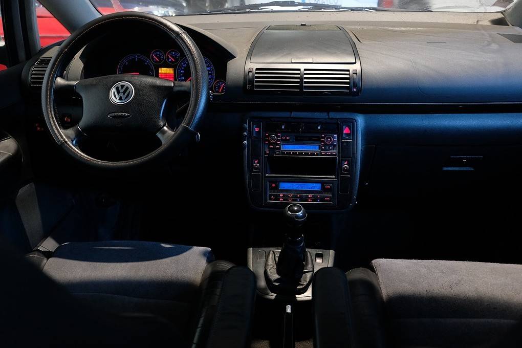 volkswagen-sharan-2000-diesel-1896cc